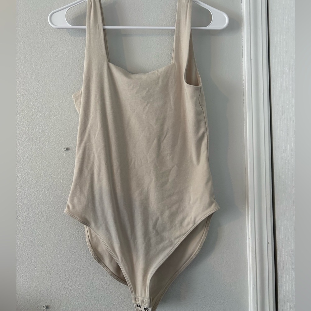 Old Navy - Cream/Ivory Body Suit